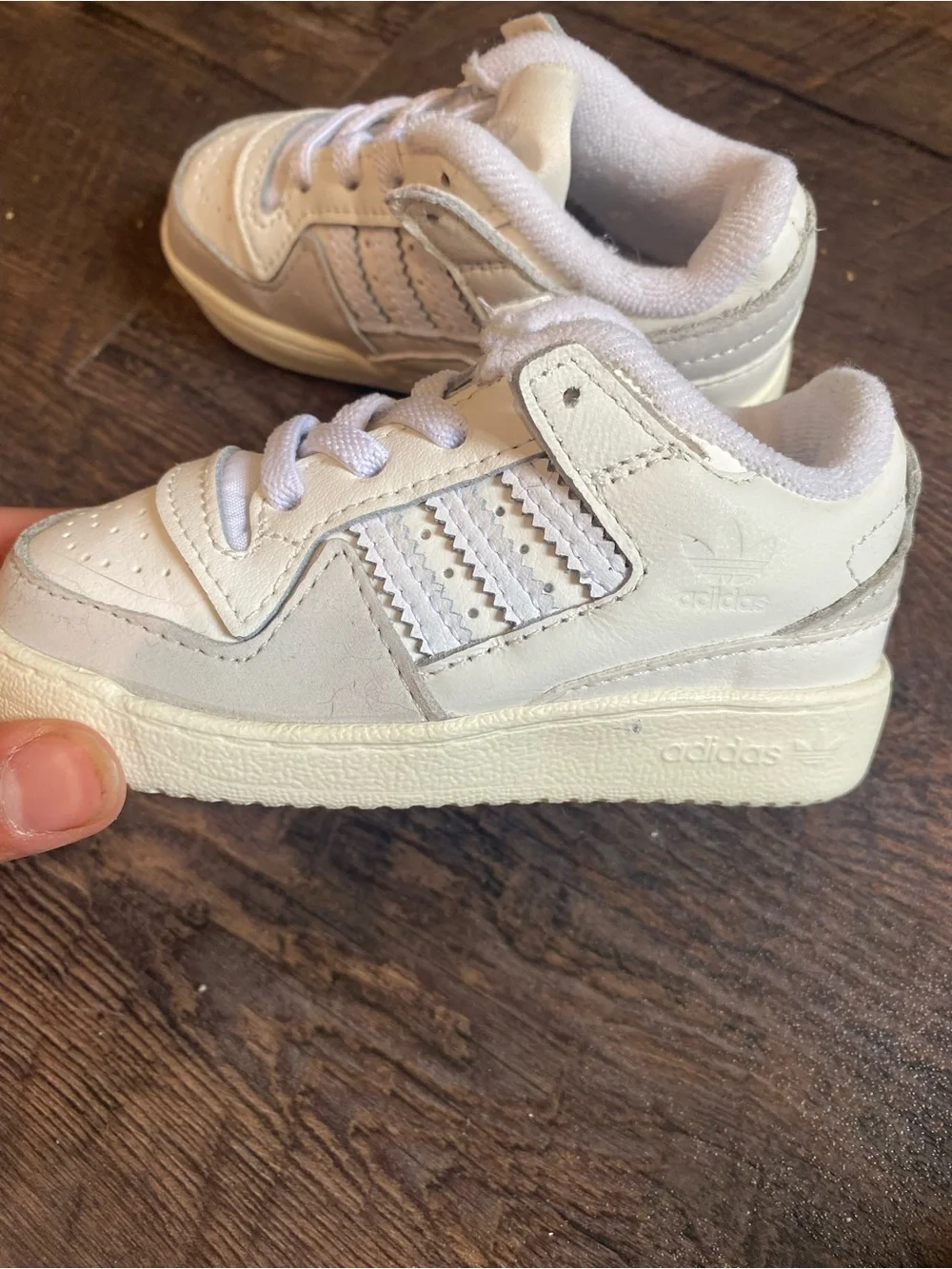 adidas Kids White Low-Top Sneakers with Subtle Ivory Tone